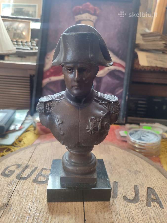 Napoleono biustas