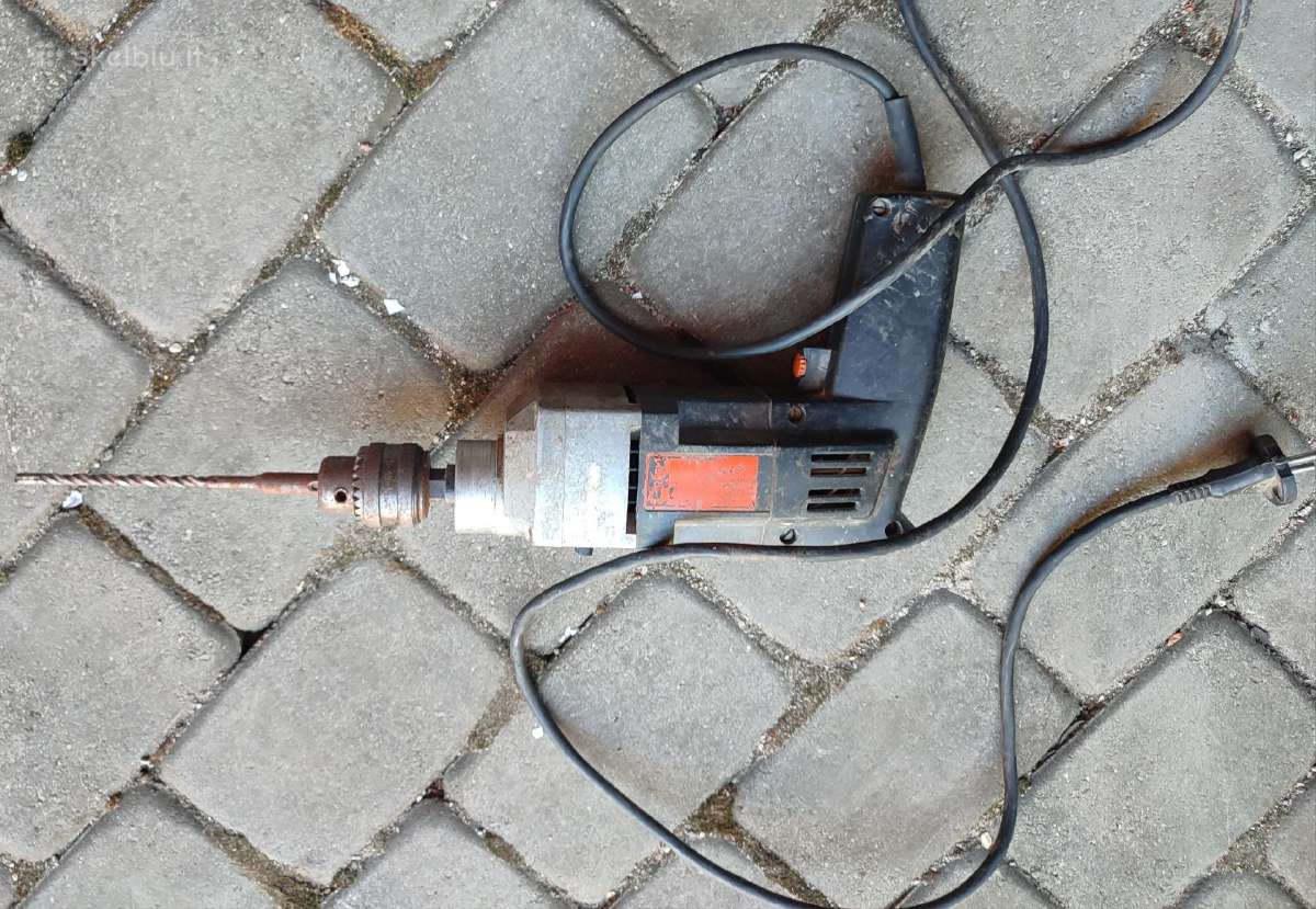 Parduodu smūginį elektrinį gręžtuvą