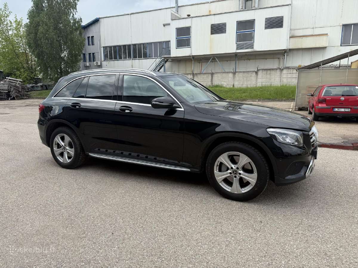 Mercedes Benz Glc 220d 4 Matic - Juoda spalva - nuotraukos Nr. 16