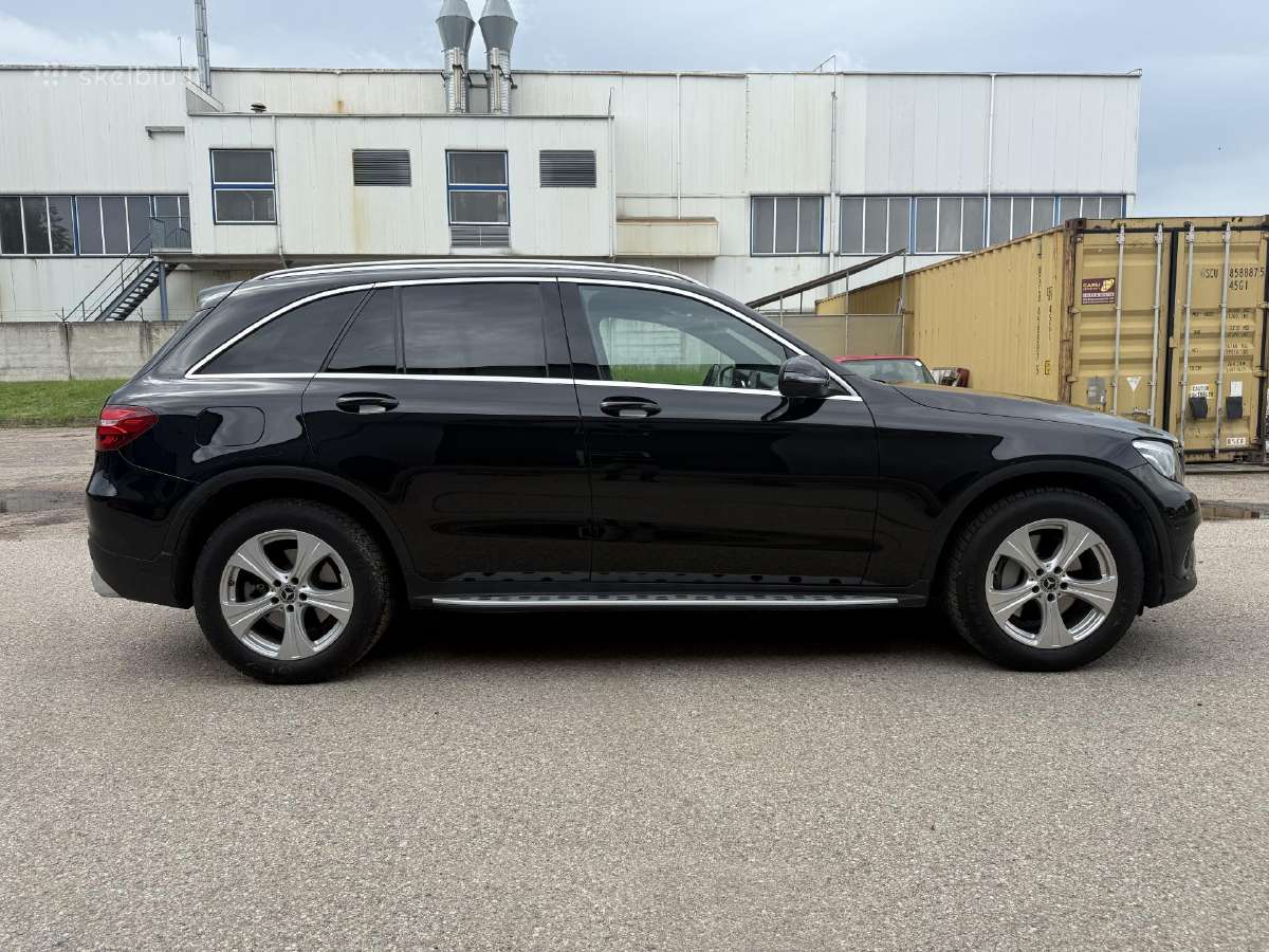Mercedes Benz Glc 220d 4 Matic - Juoda spalva - nuotraukos Nr. 17