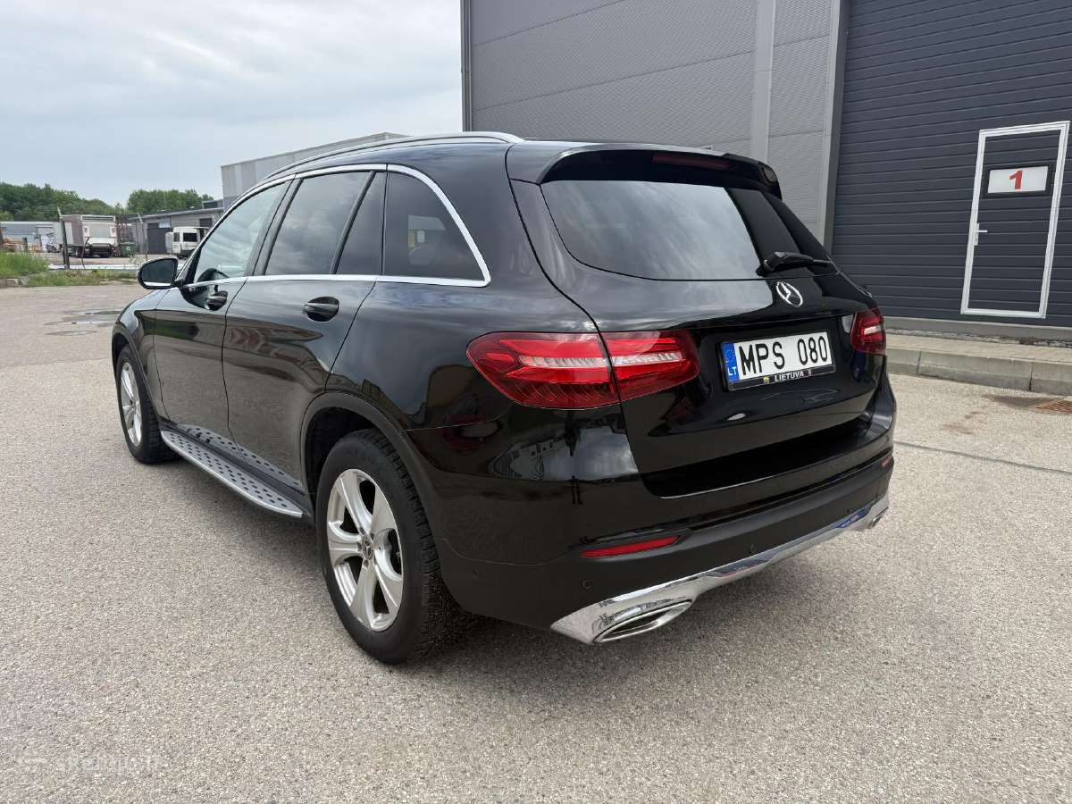 Mercedes Benz Glc 220d 4 Matic - Juoda spalva - nuotraukos Nr. 21