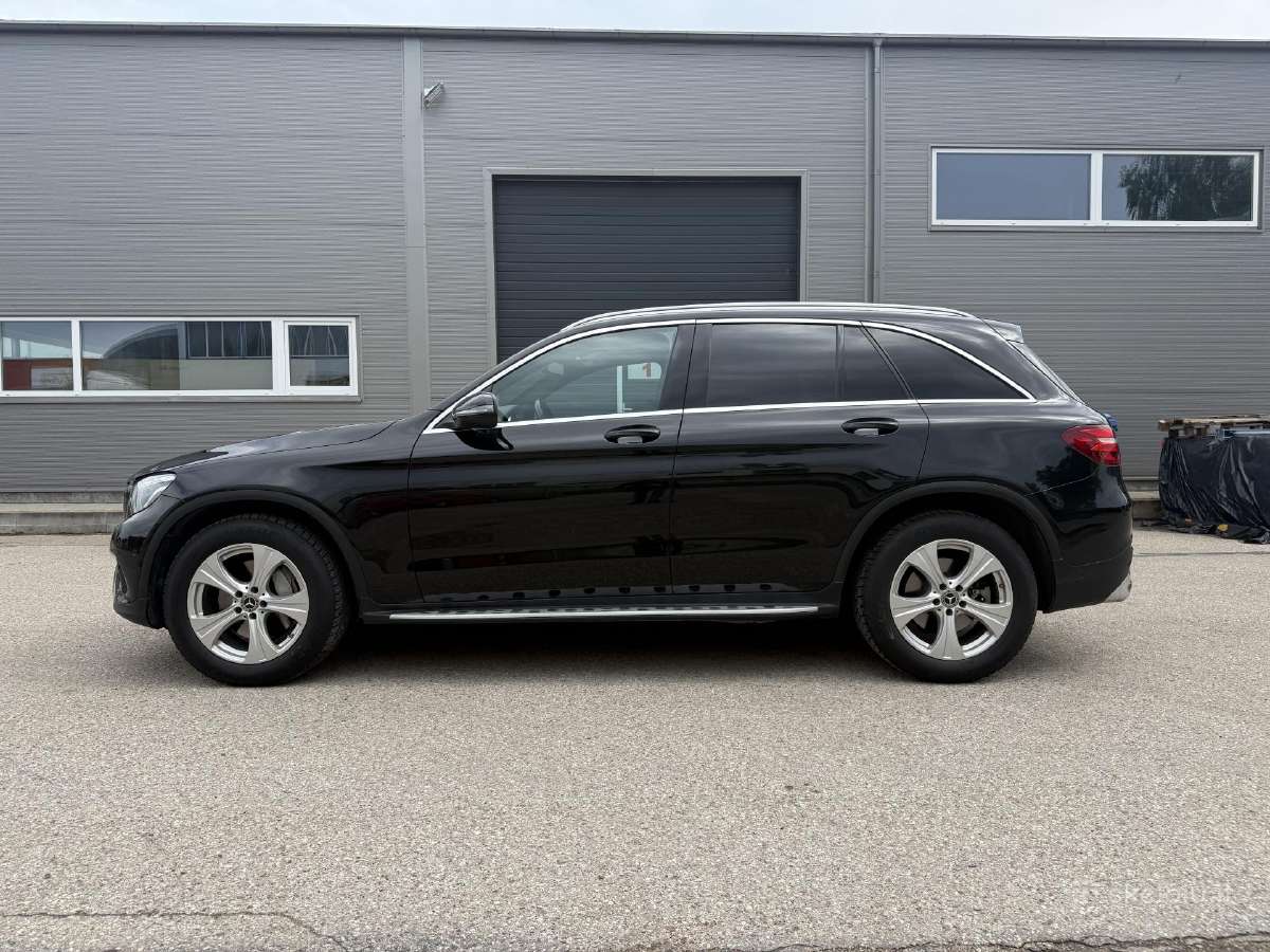 Mercedes Benz Glc 220d 4 Matic - Juoda spalva - nuotraukos Nr. 18