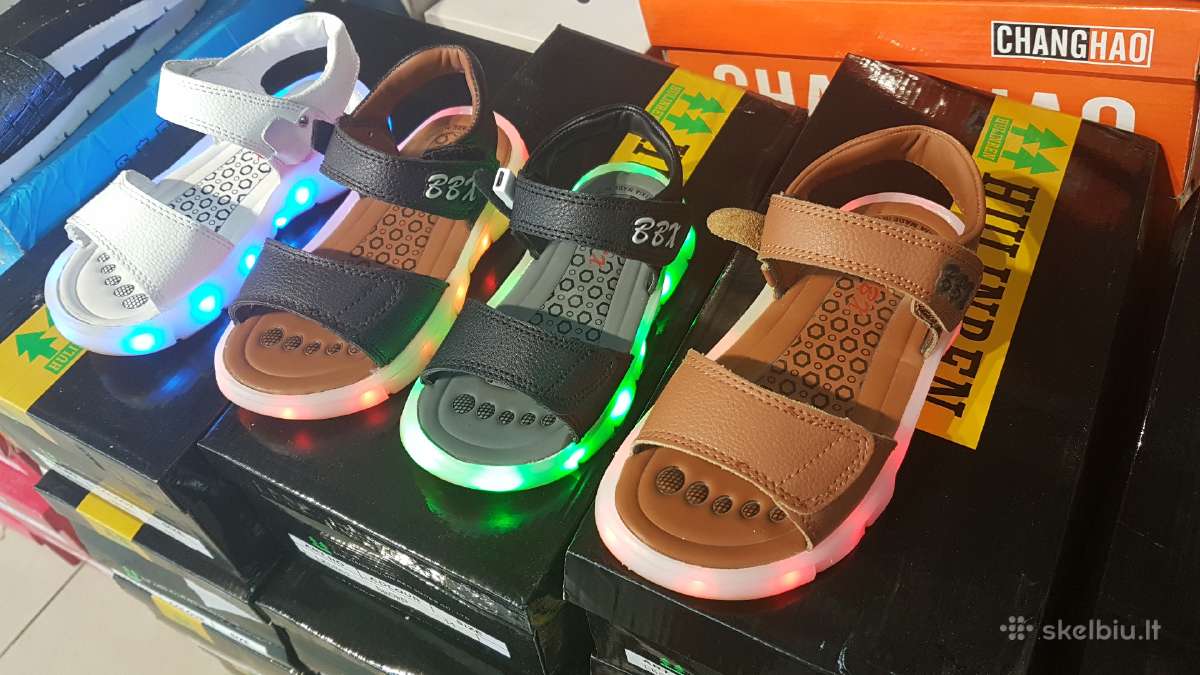 Išparduodam .LED svieciantys batai, basutes - nuotraukos Nr. 2