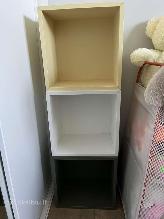 Ikea lentynos