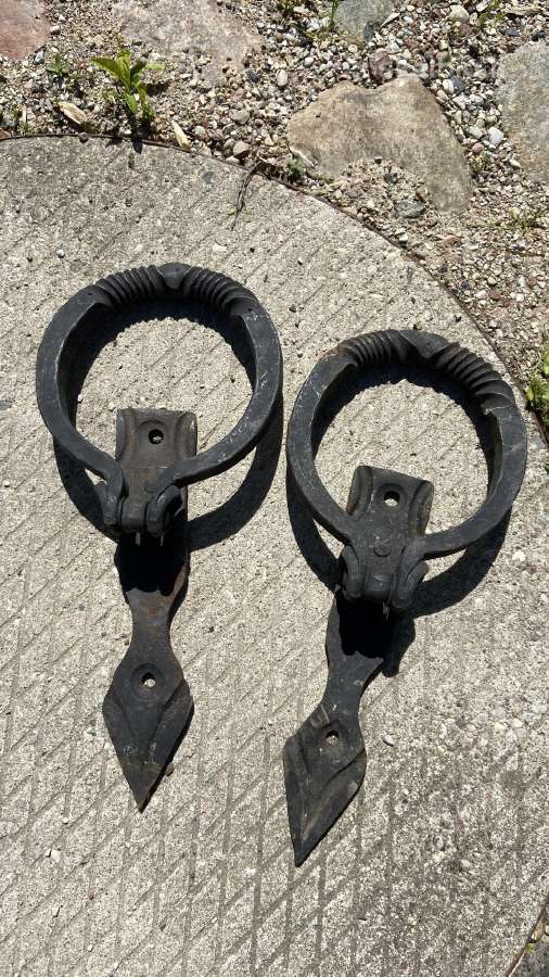 Kaltinio metalo vartų / durų rankenas