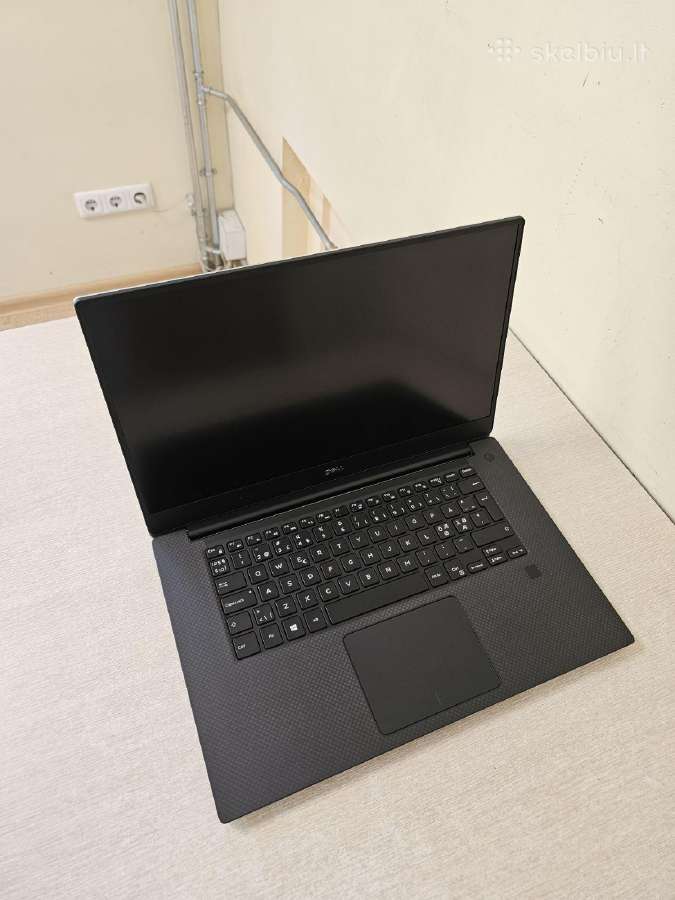 Dell Xps 15 i7-7700hq/32gb/1,25tb SSD/gtx 1050 4gb