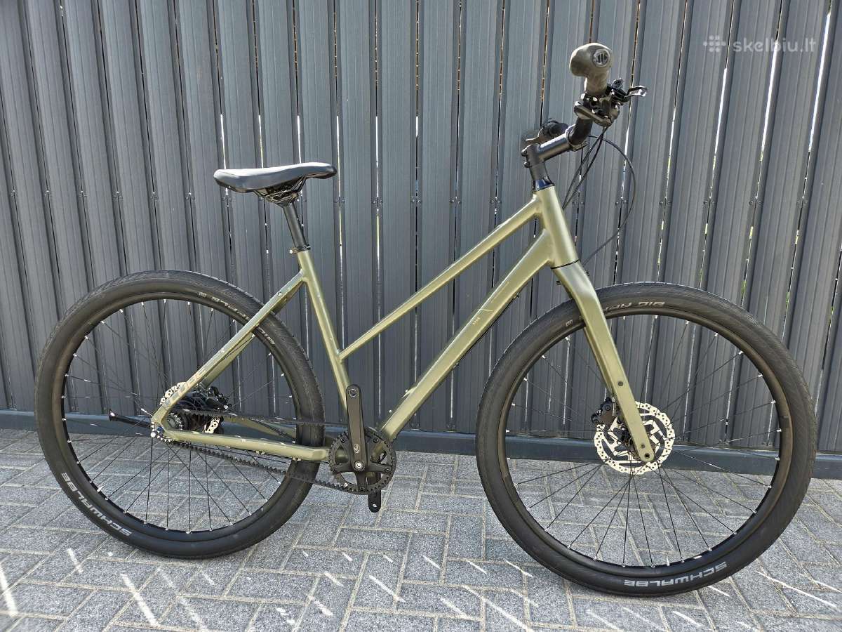 Cube hyde pro hibridinis dirzinis dviratis M 25m.