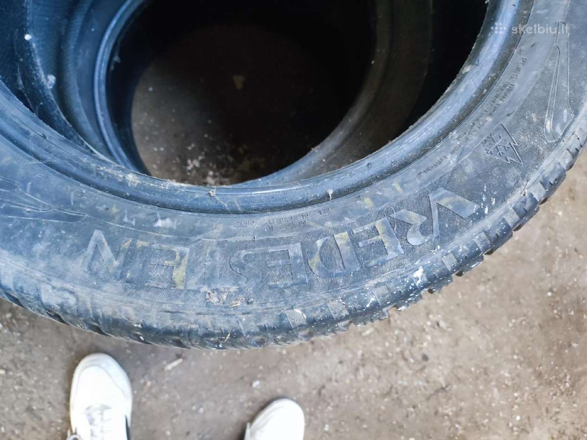 Padangos 205/55 R16