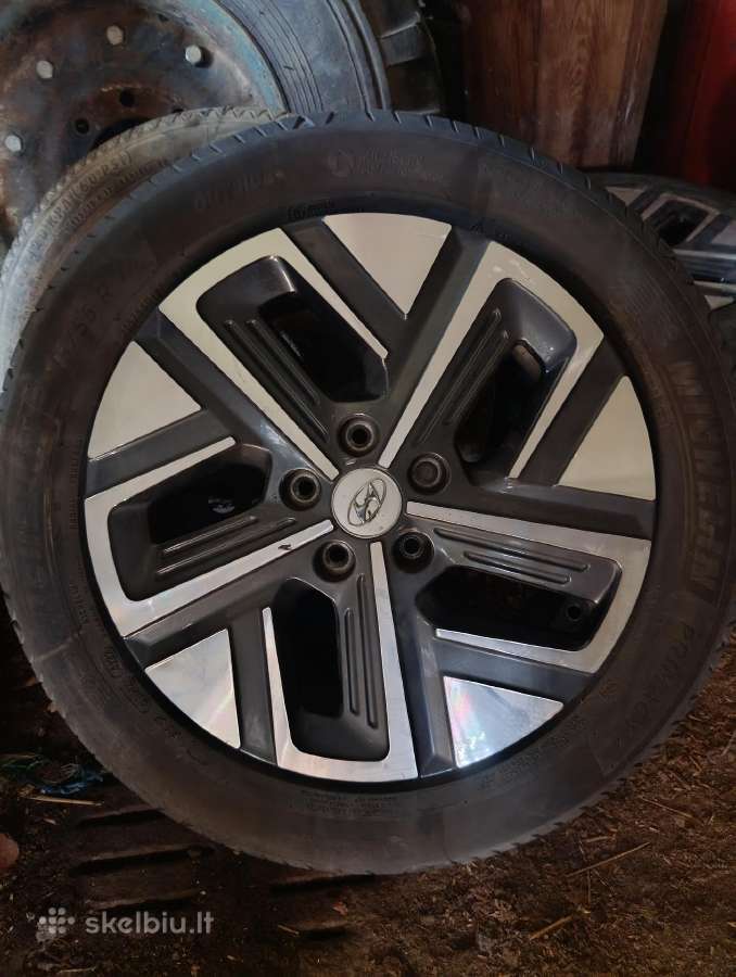 Lieti ratai Hyundai kona el.ir dacia Spring ratai