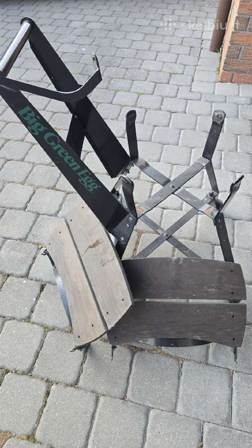 Big Green Egg laikiklis su rankena ir lentynomis