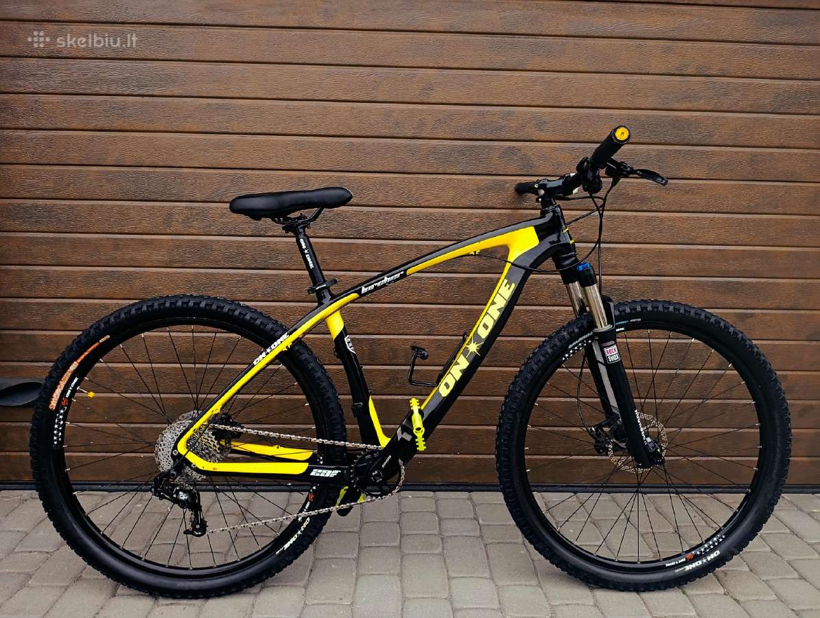 Onone 29 L karboninis ir Voodoo 27,5 M-l