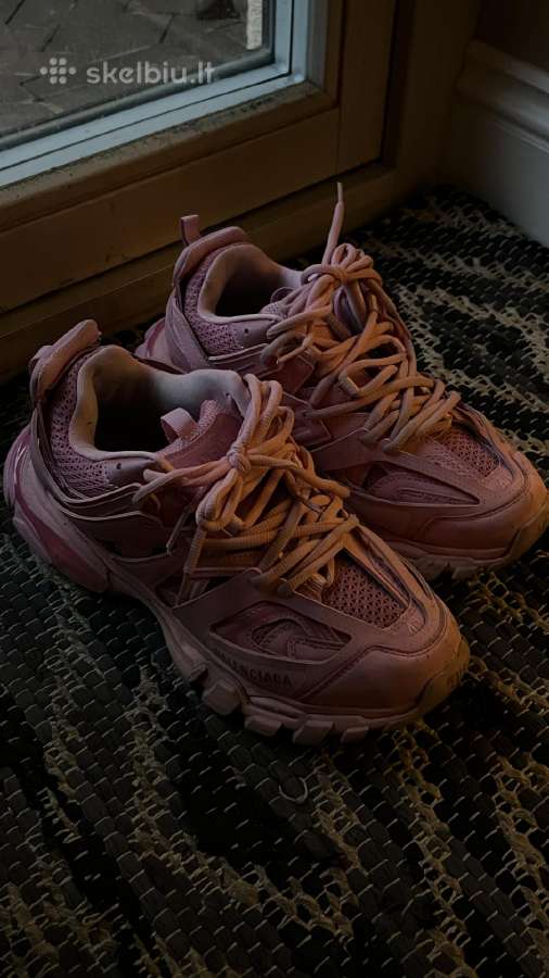 Balenciaga batai
