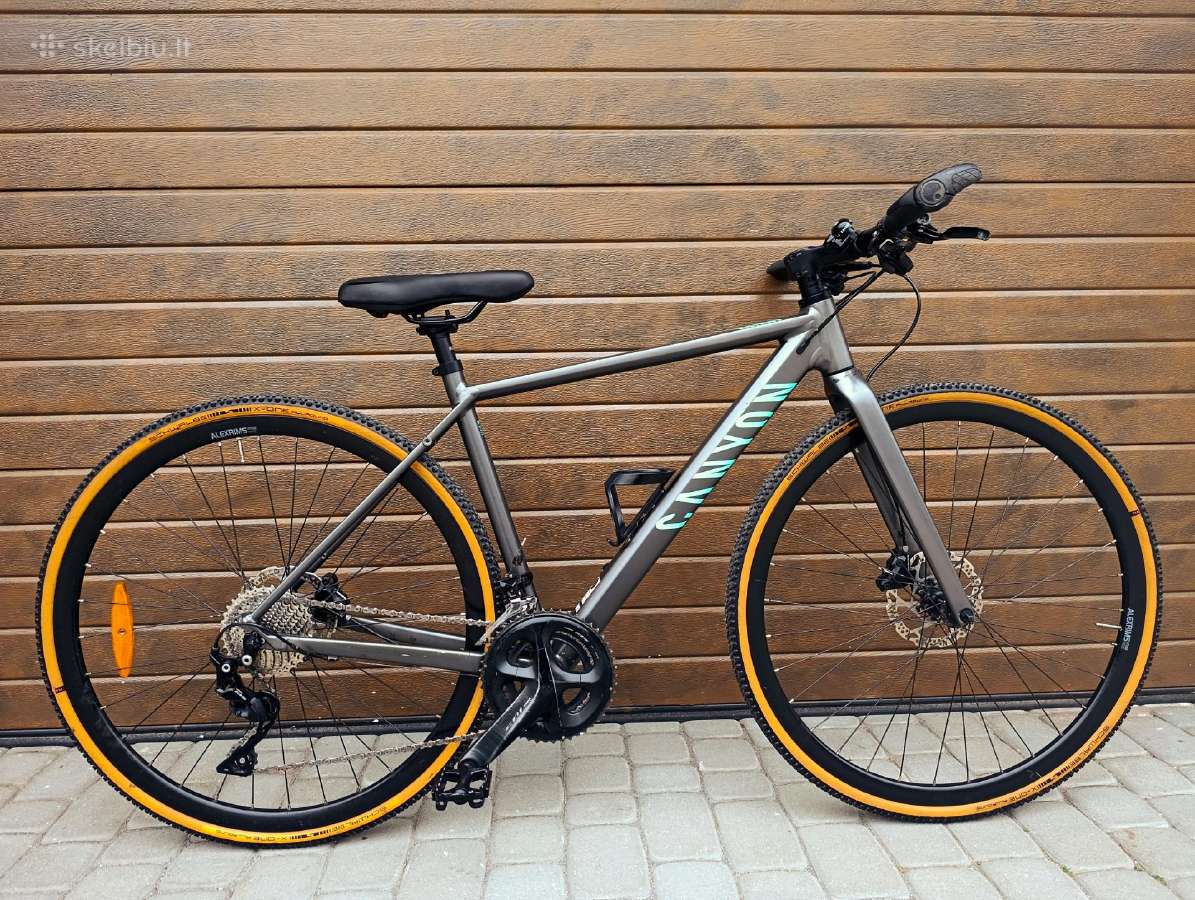 Canyon S dydis 2x11 karbonine šakė