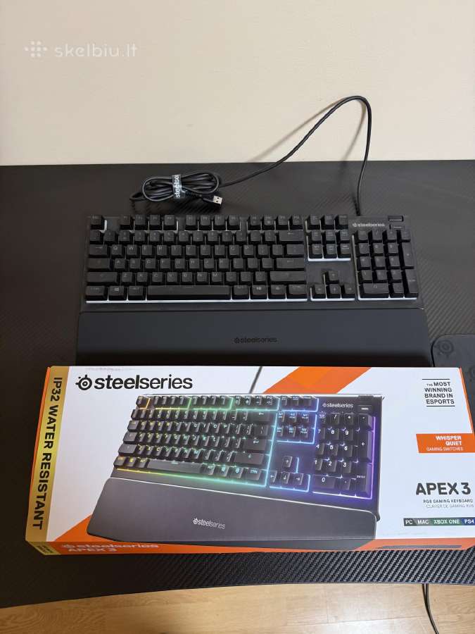 Steelseries Apex 3 Rgb gaming keyboard