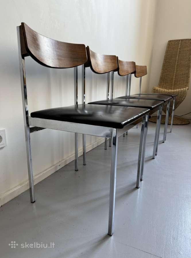 Mid century kėdės