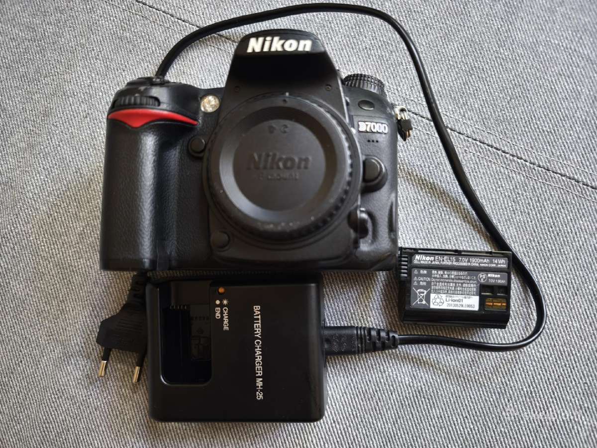 Nikon D7000 kamera
