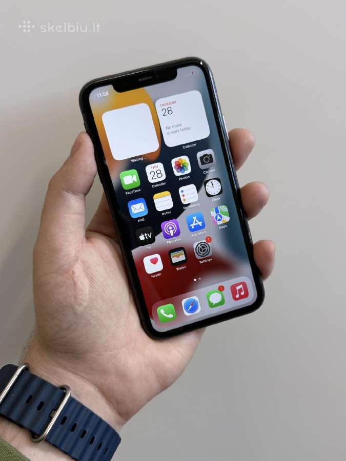 iPhone 11