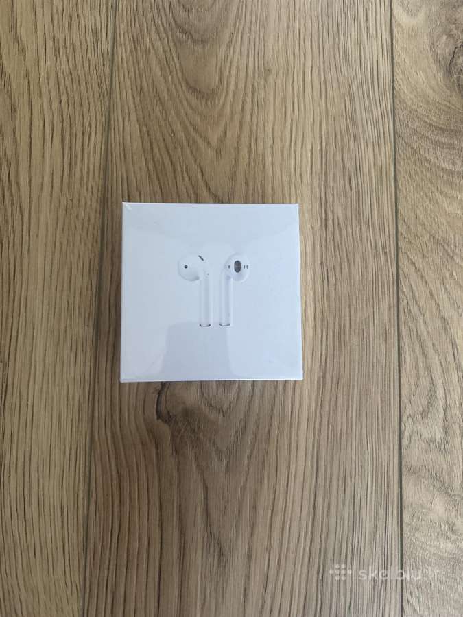 Airpods with Magsafe charging case