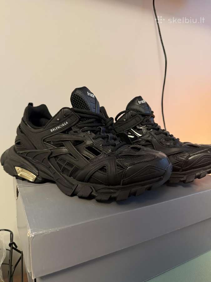 Balenciaga track 2