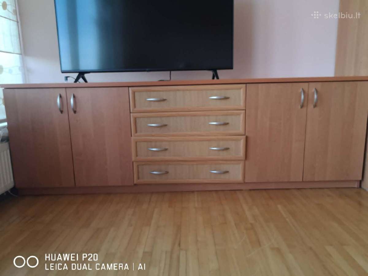 Dovanojamas miegamojo komplektas