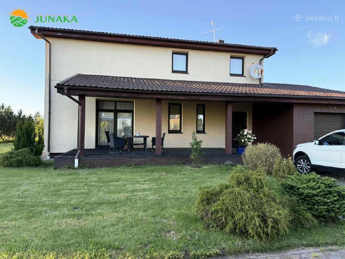 Parduodamas jaukus ir erdvus namas Šlapšilės k.