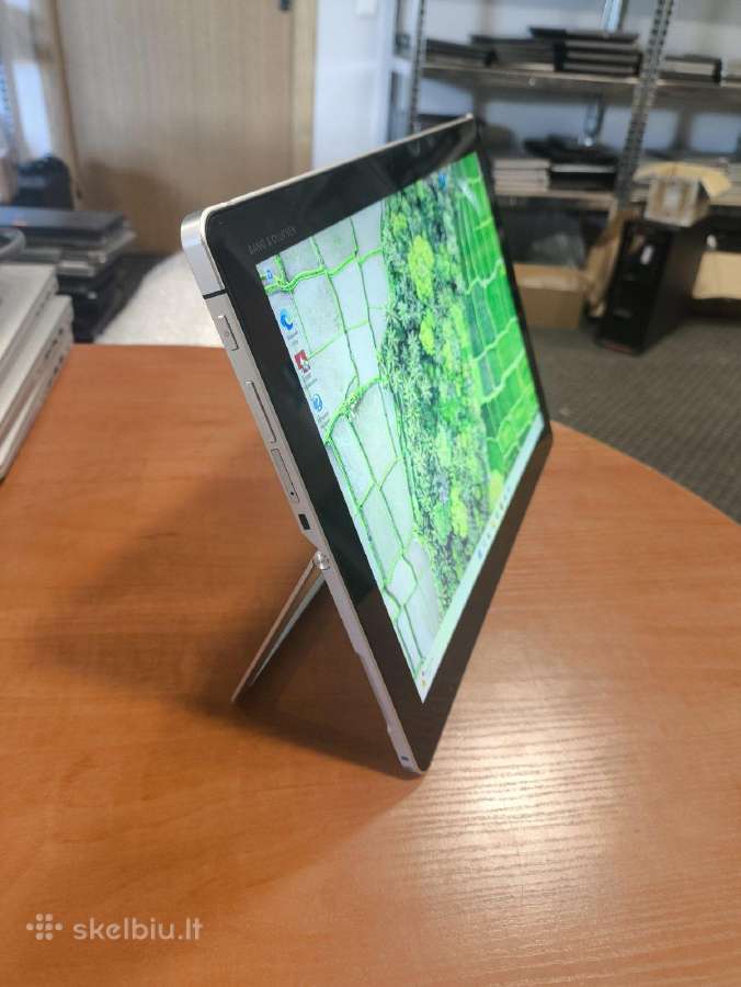 12.3 Ips Touch i5-7200u 8gb 256gb SSD 11%