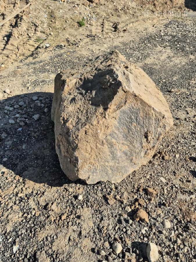 Parduodu akmenis Kauno raj. Seniava