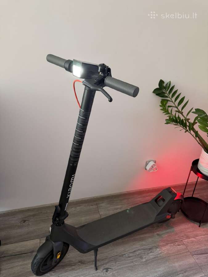 Parduodu Xiaomi paspirtuką kaina 180€ - nuotraukos Nr. 3