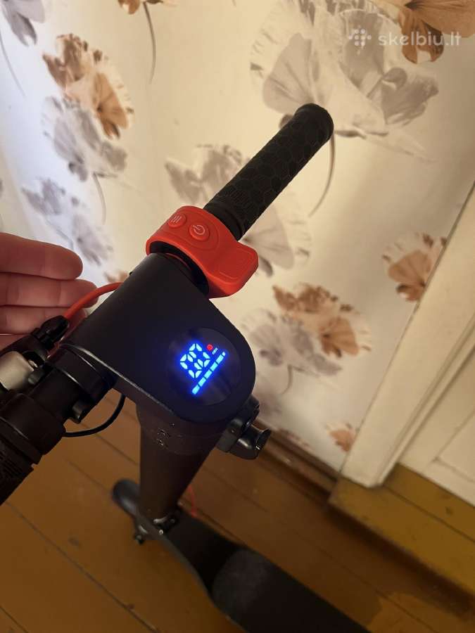 Elektrinis paspirtukas E-scooter X7