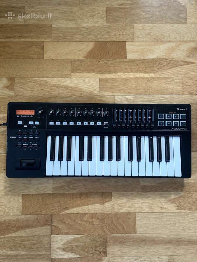 Roland A-300 Pro