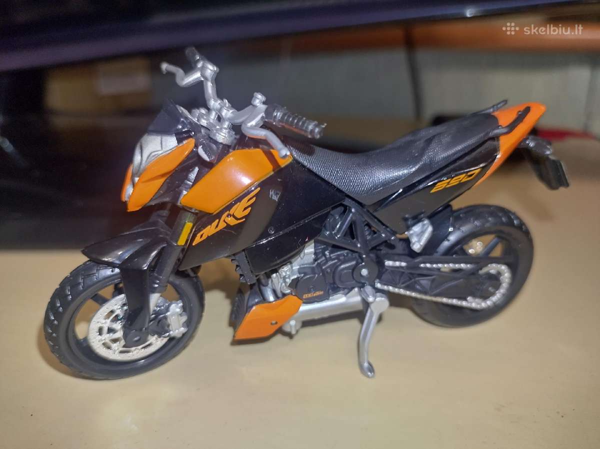 1/18 moto