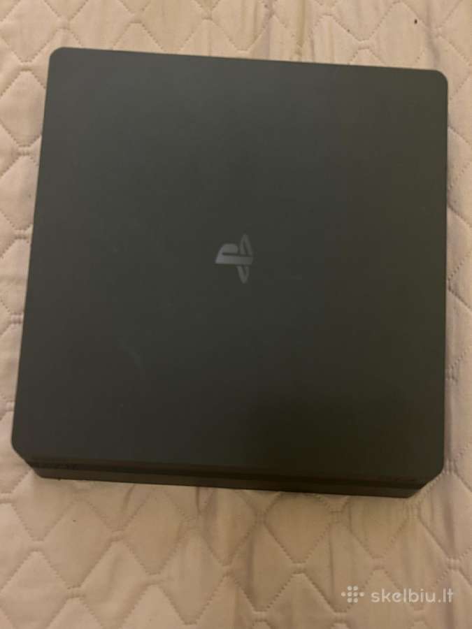 Parduodu Ps4 Slim (be pultelio, tik su pakrovėju