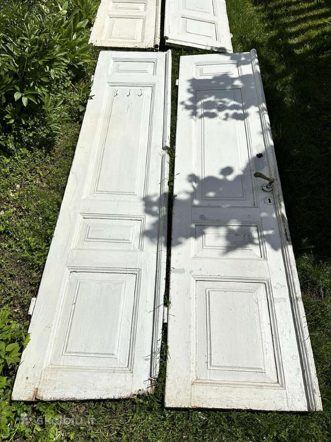 3 vnt dvivarčiu duru Aukštis 235 cm Plotis 116 c