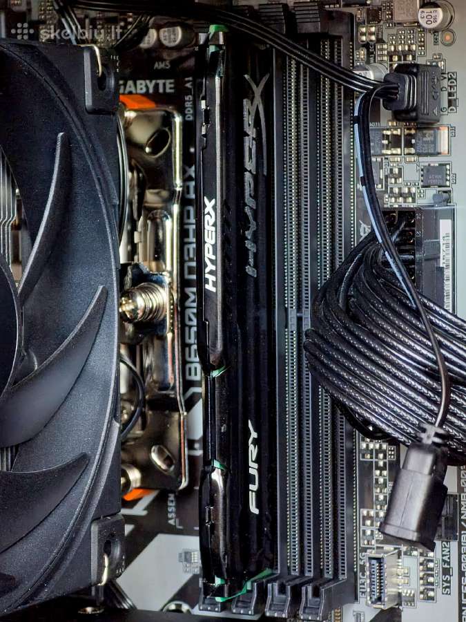 Samsung 16gb Ddr5 RAM su Hyperx radiatoriumi