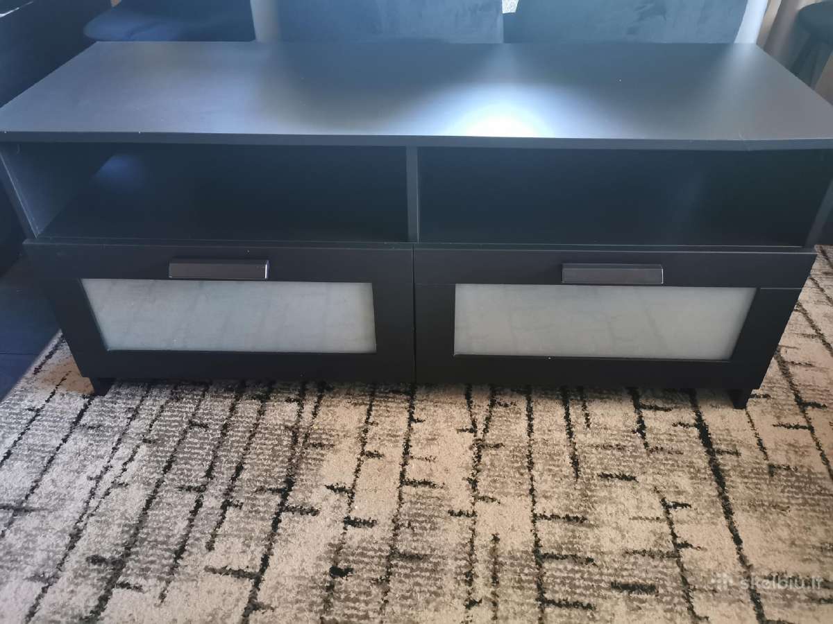 Ikea televizoriaus komoda