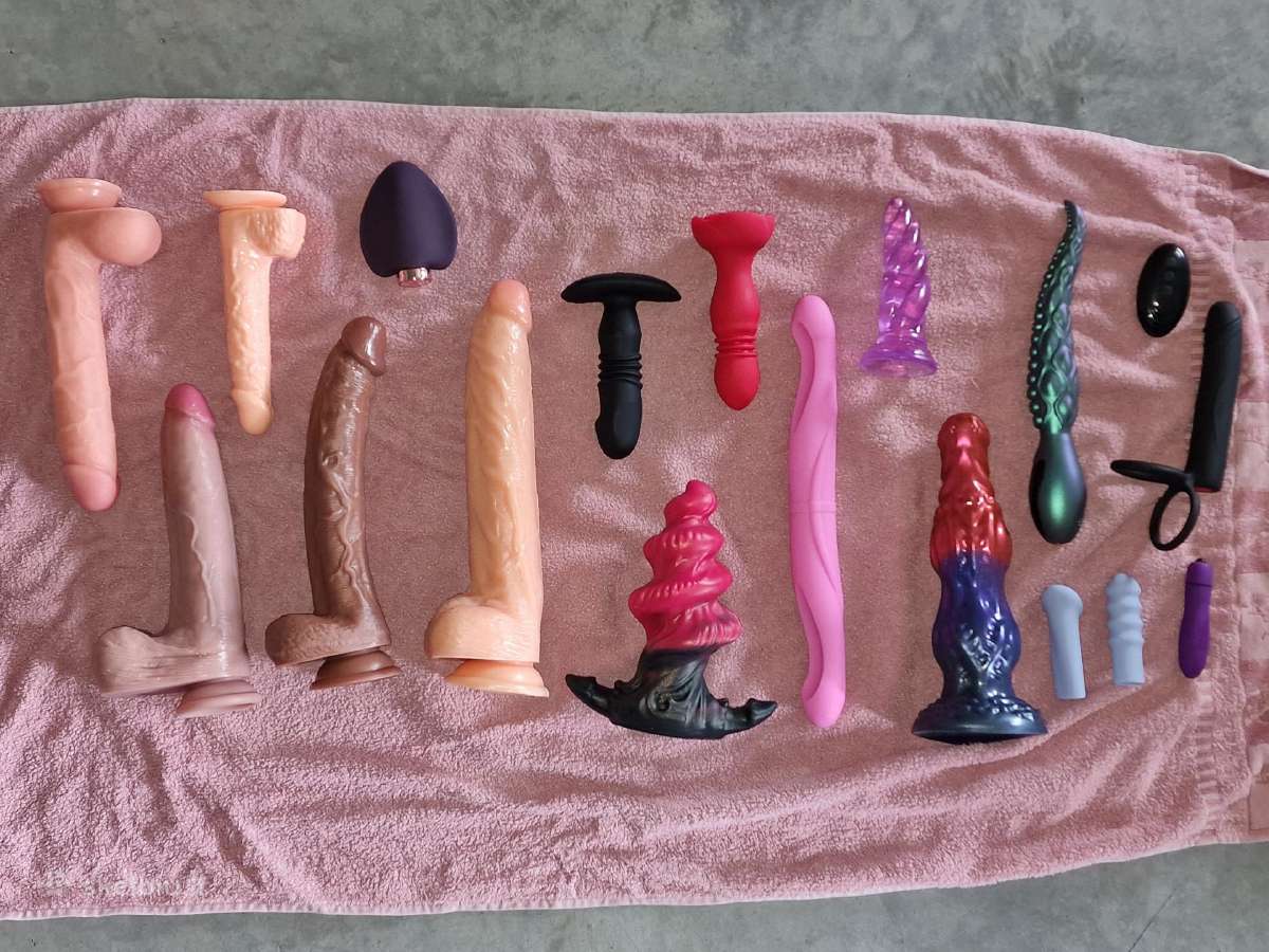 Erotinių vaidmenų žaidimų rinkinys ir Dildo - nuotraukos Nr. 12