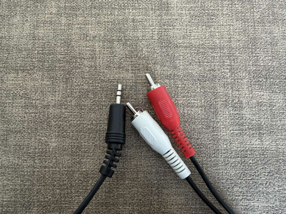 Audio kabelis 2xrca - 3,5mm minijack 10 m