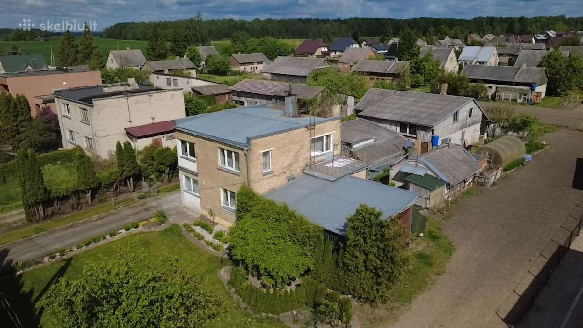 Parduodamas tvarkingas gyvenamasis namas Ėriškių k