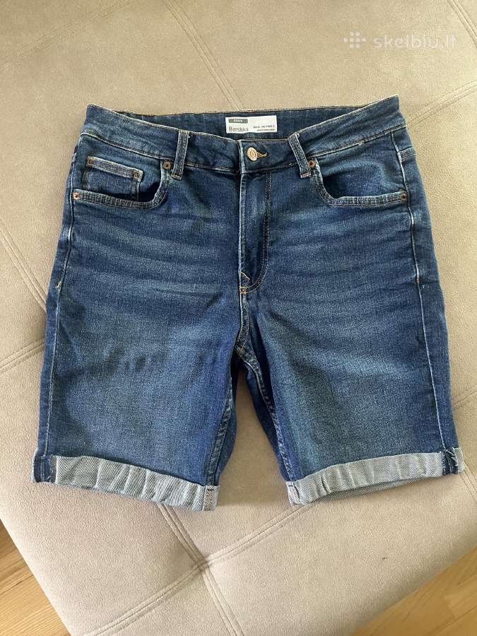 Bershka šortai, eur40 dydis