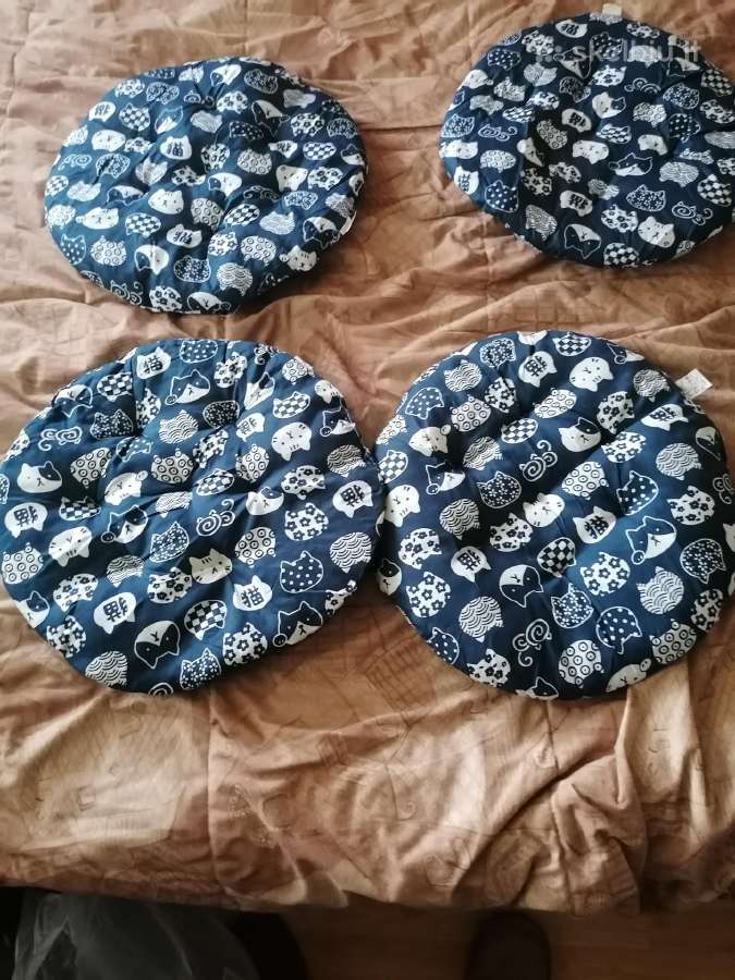 Pripučiama lova, fotelis60€, čiužinys25€ - nuotraukos Nr. 36