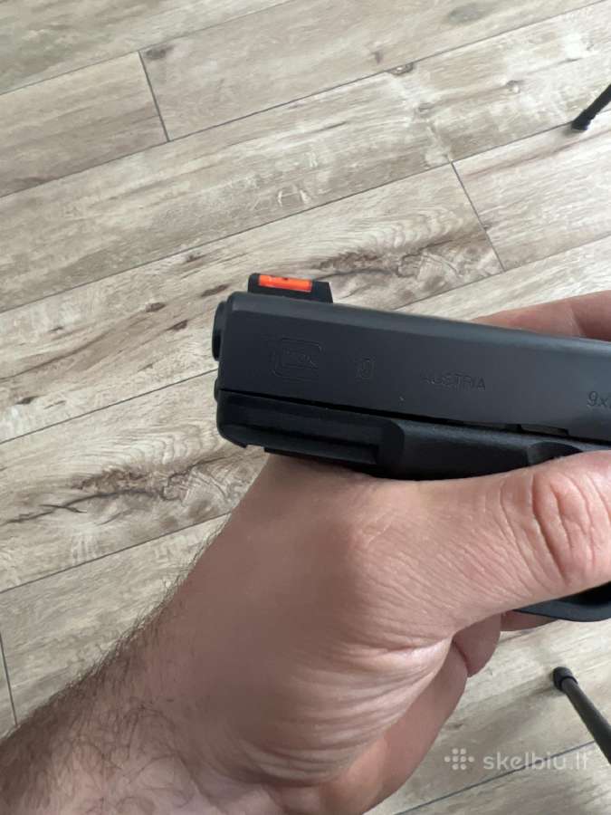 Glock 19 gen 3 Wilson Combat parduodu