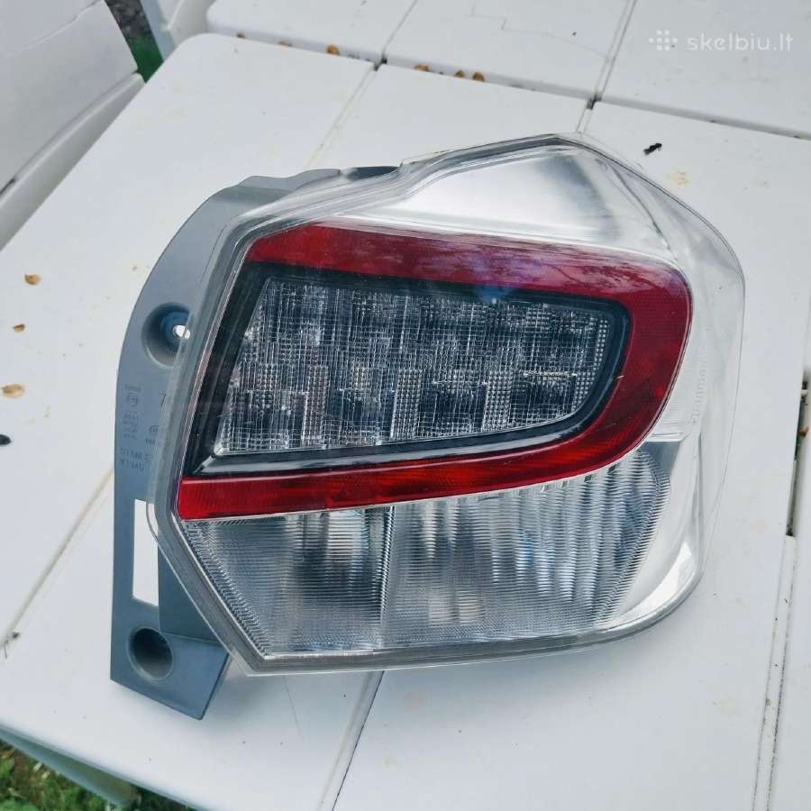 Parduodamas Subaru XV galinis dešinės pusės žibint