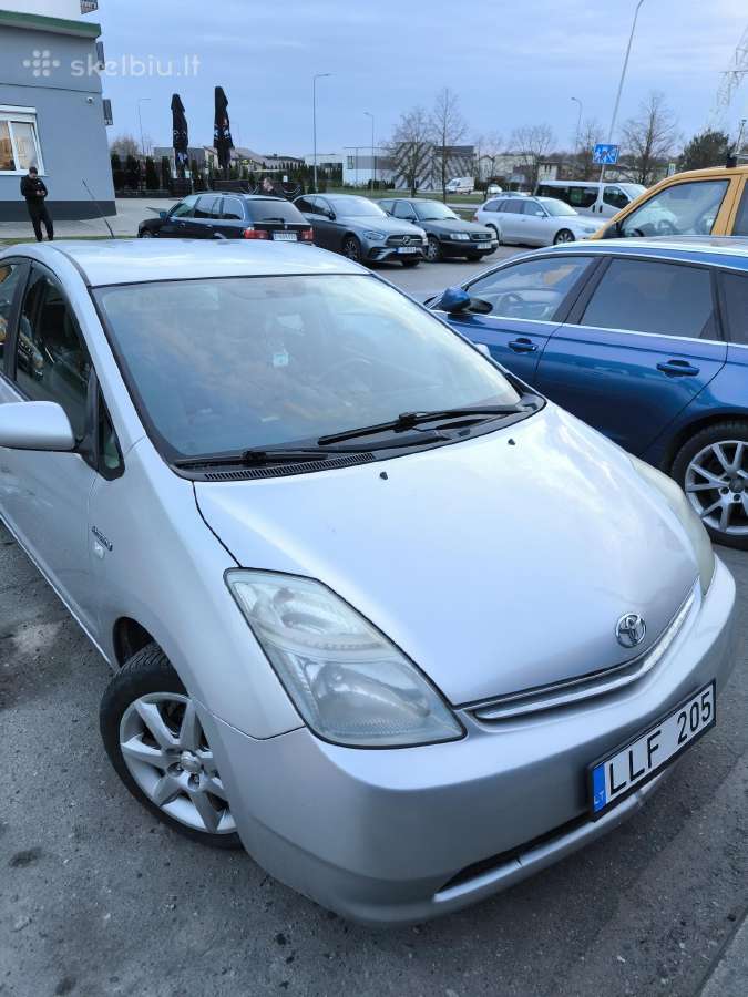 Toyota Prius II