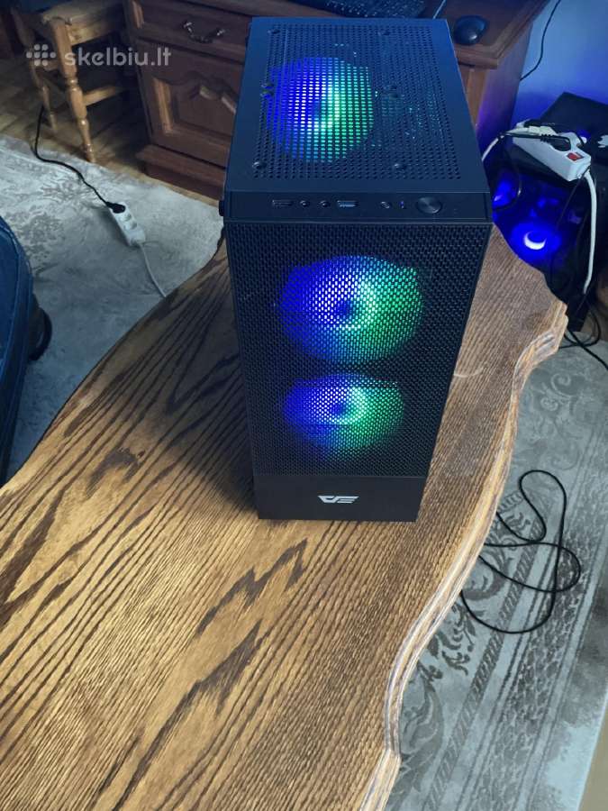 Ryzen5,16gb,radeon5500xt 8gb.ssd240+hdd500