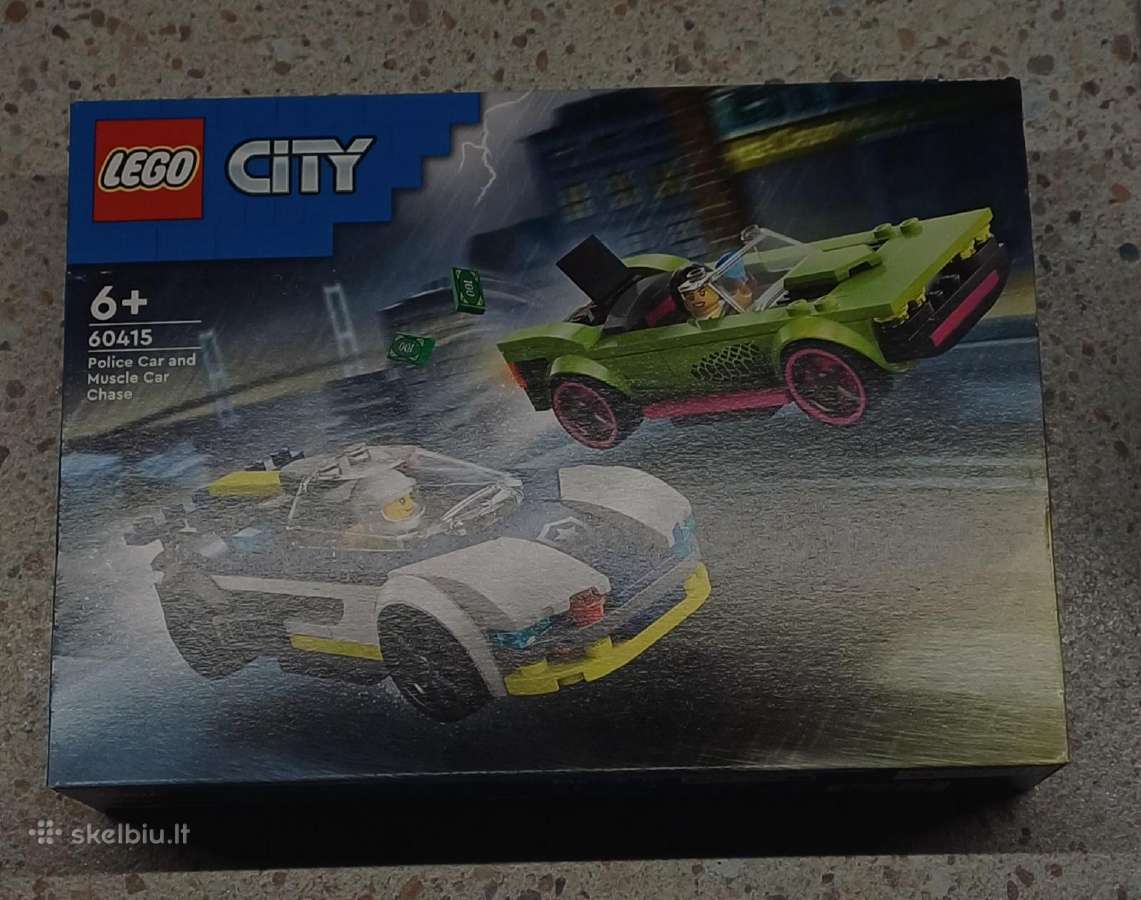 Lego City 60415 Police Car and Muscle Car Chase