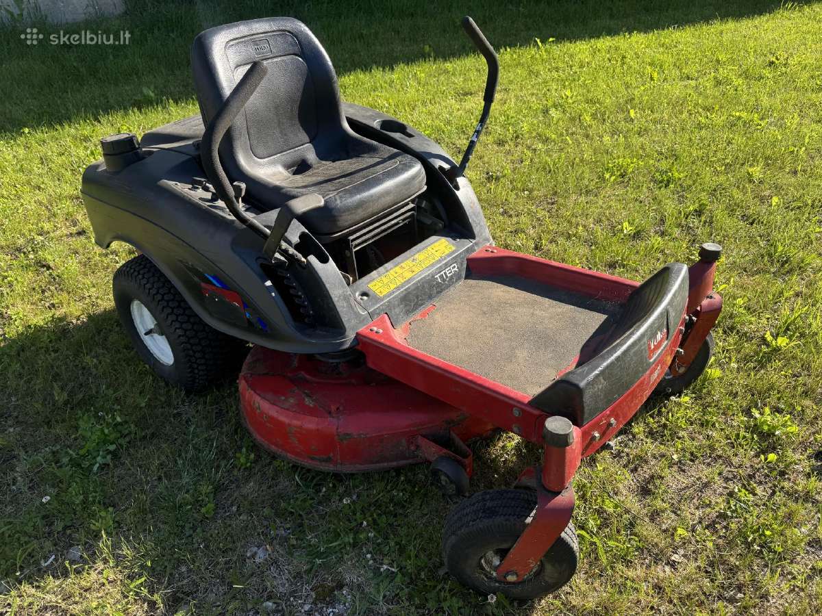 Sodo traktoriukas Toro