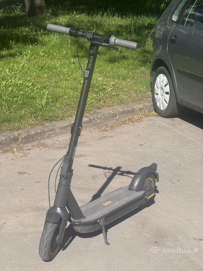 Parduodamas ninebot g30 max paspirtukas.