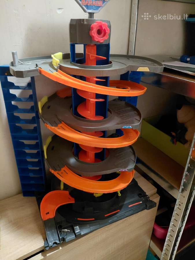 Hot Wheels – Automobilių trasa Mega Garage – Gtt95