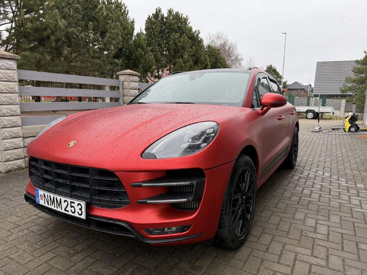 Porsche Macan
