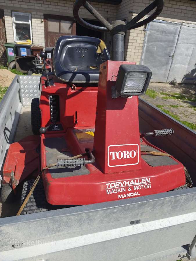 Naudotas sodo traktoriukas toro